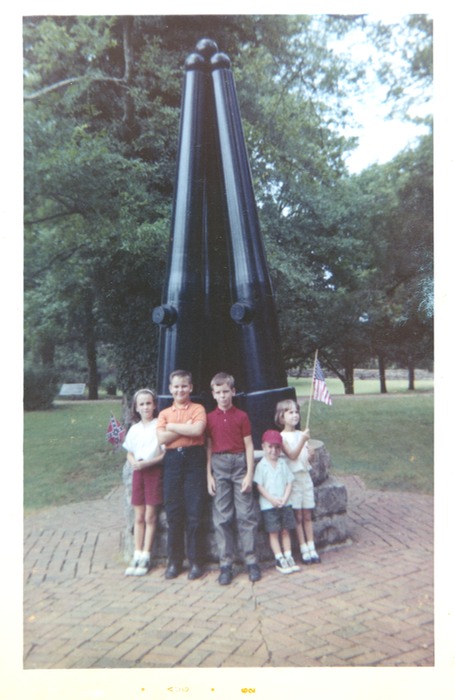 group at Shiloh monument